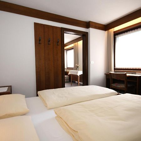 Apartments Residence Alta Badia コルフォスコ 部屋 写真