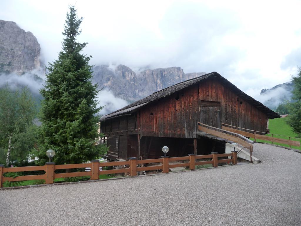 Apartments Residence Alta Badia コルフォスコ エクステリア 写真