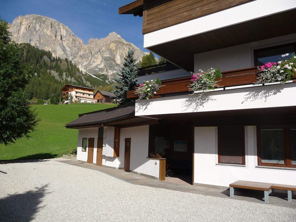 Apartments Residence Alta Badia コルフォスコ エクステリア 写真
